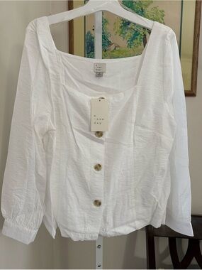 A New Day Square Neck Long Sleeve White Blouse. NWT. Size Medium.